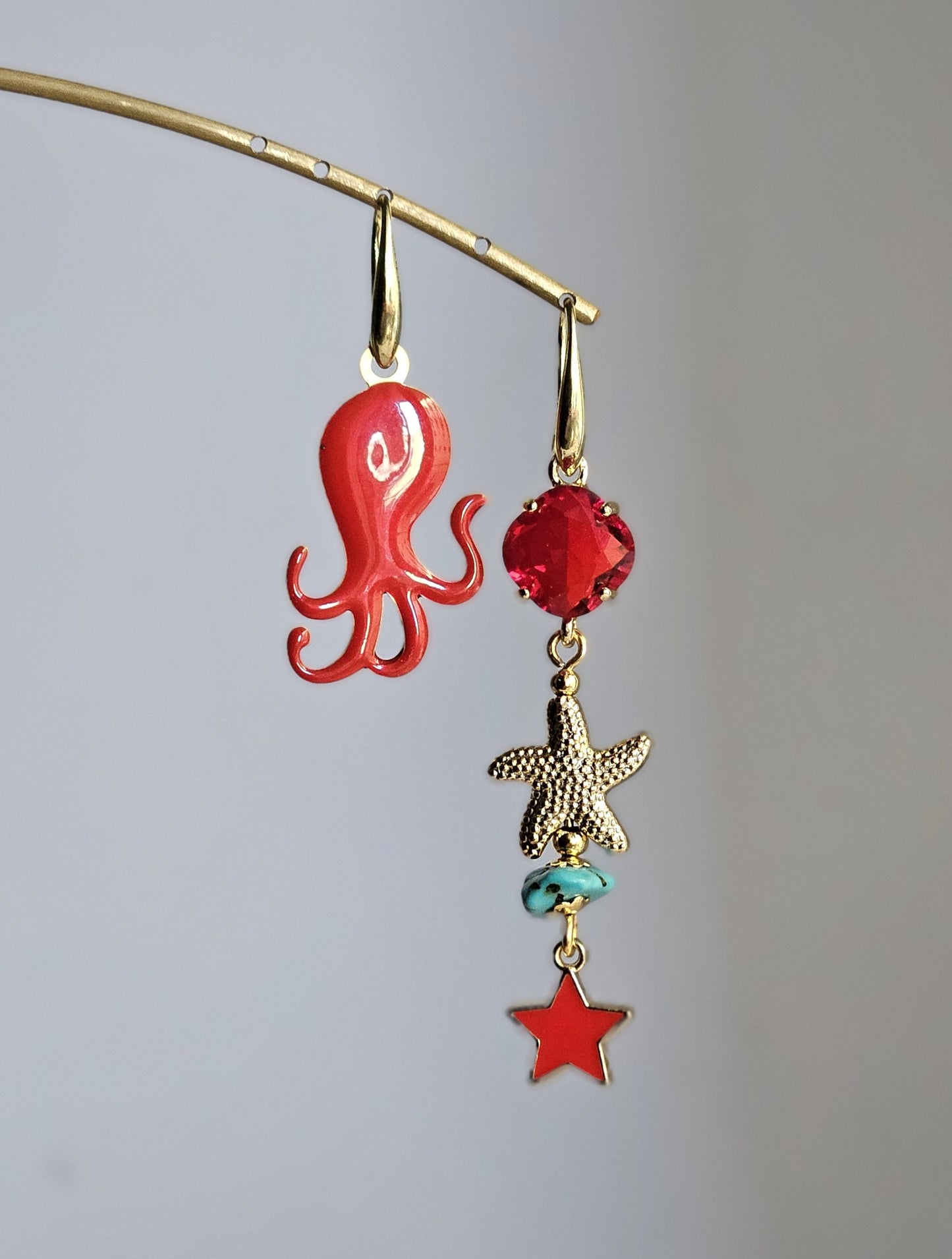 Orecchini polpo e stella in rosso
