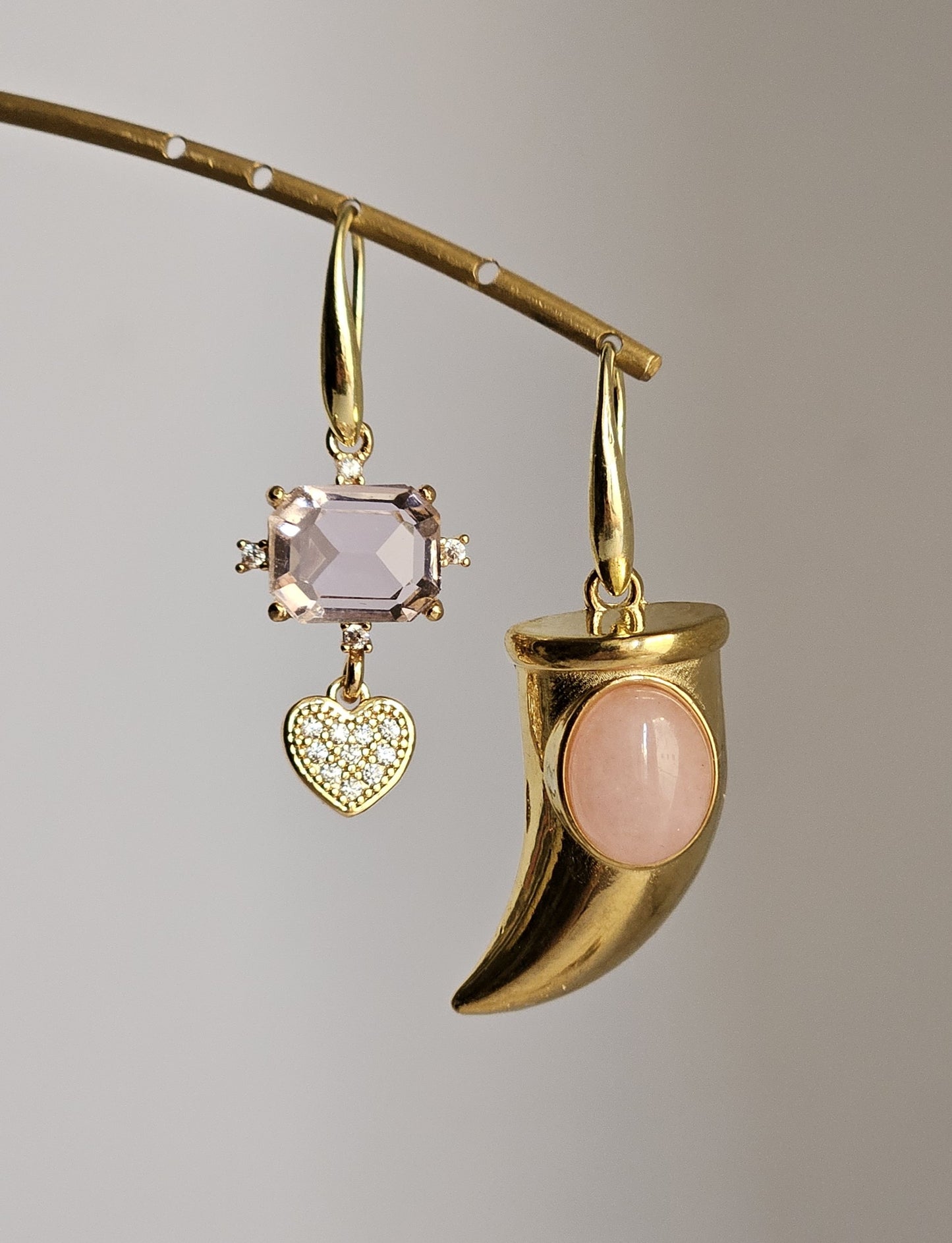 Orecchini corno acciaio e strass