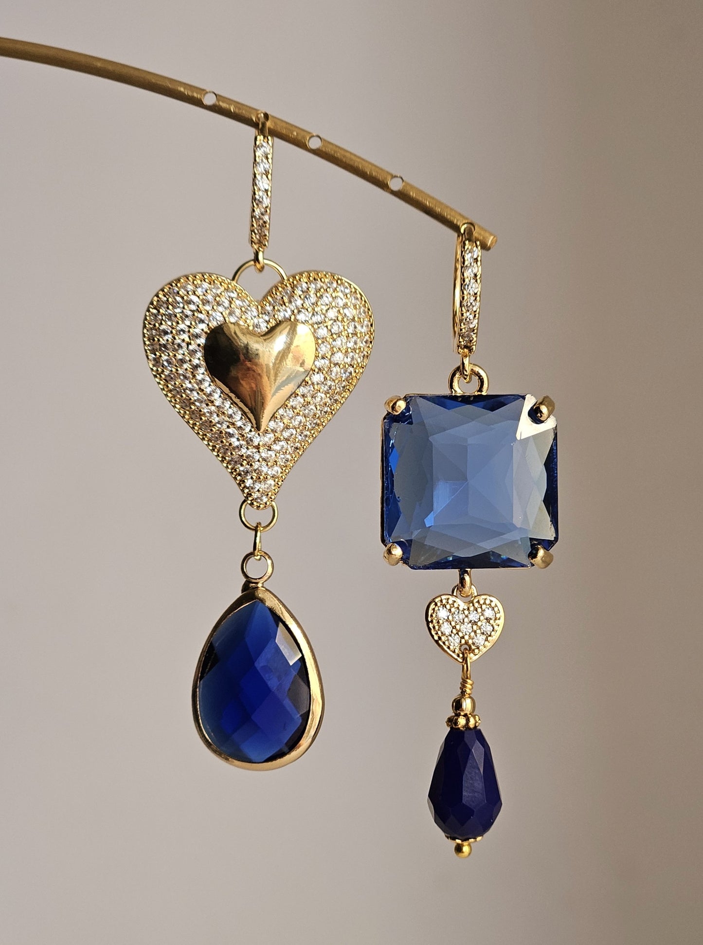 Orecchini cuore blu cuore
