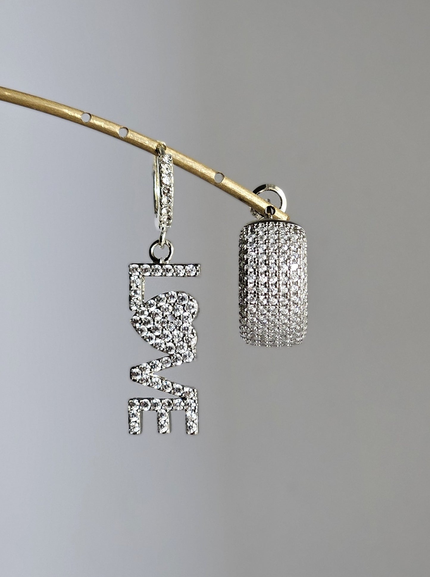 Orecchini love and strass