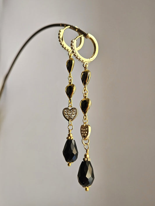 Orecchini cuoricini strass neri