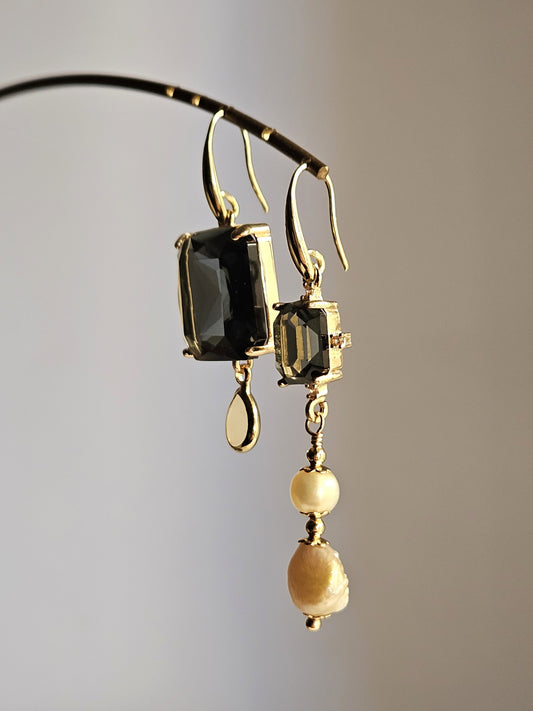 Orecchini fumo e perla