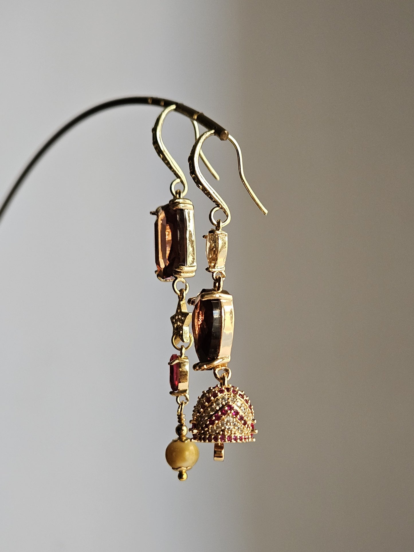 Orecchini vaniglia amaranto e bell