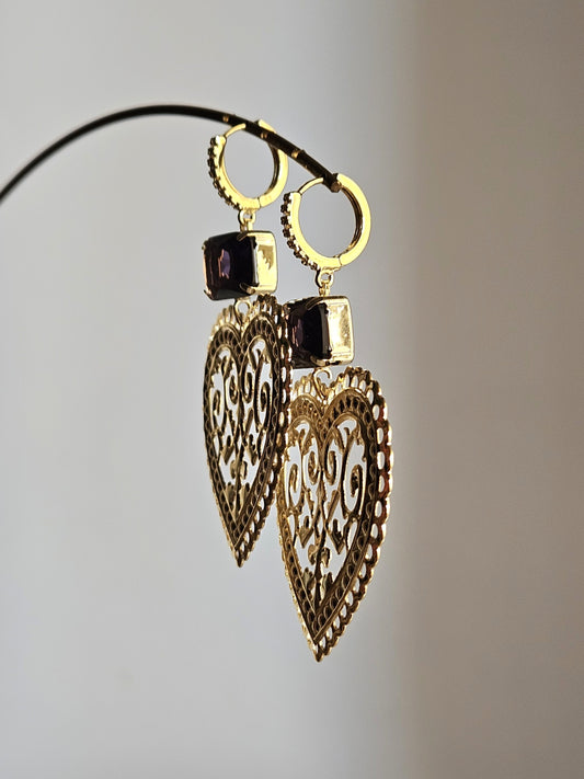 Orecchini cuore ricamato viola