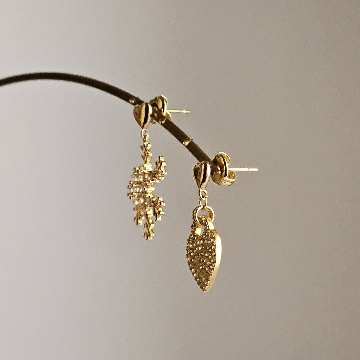 Orecchini cristallo di neve e cuore strass