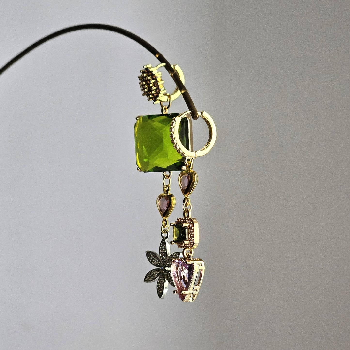 Orecchini glicine verde e ghiaccio