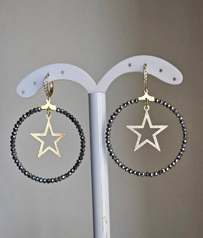 Orecchini cerchi e stelle
