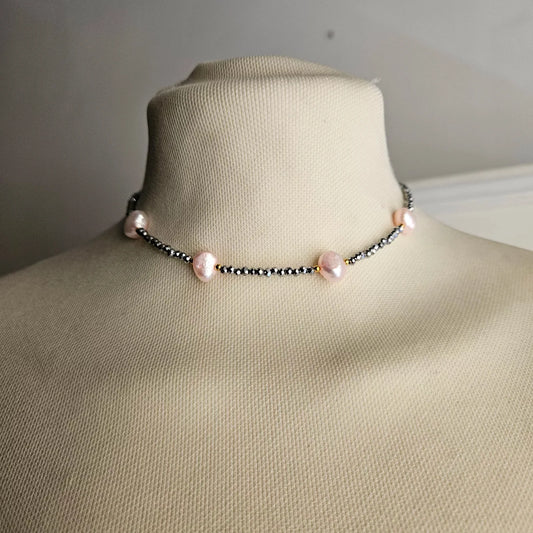 Choker perle scaramazze rosa