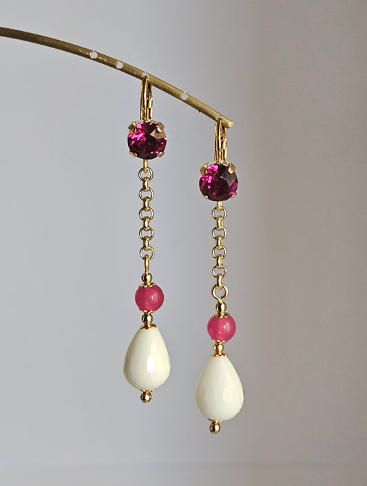 Orecchini bianco fucsia e strass