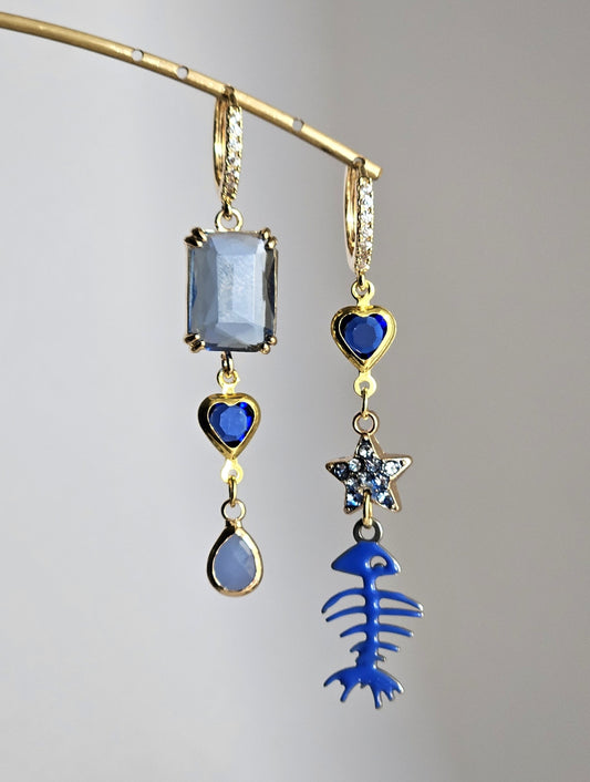 Orecchini lisca blu e cuoricini
