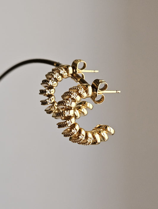 Orecchini fascia strass ad anelli