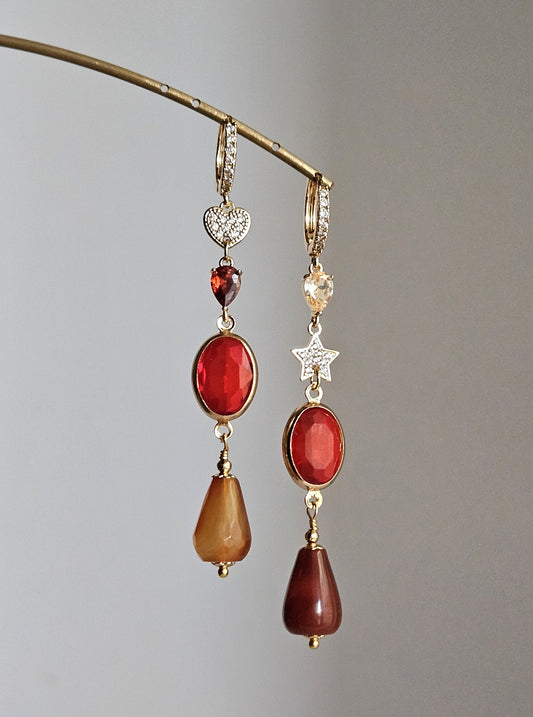 Orecchini strass in rosso e caramello