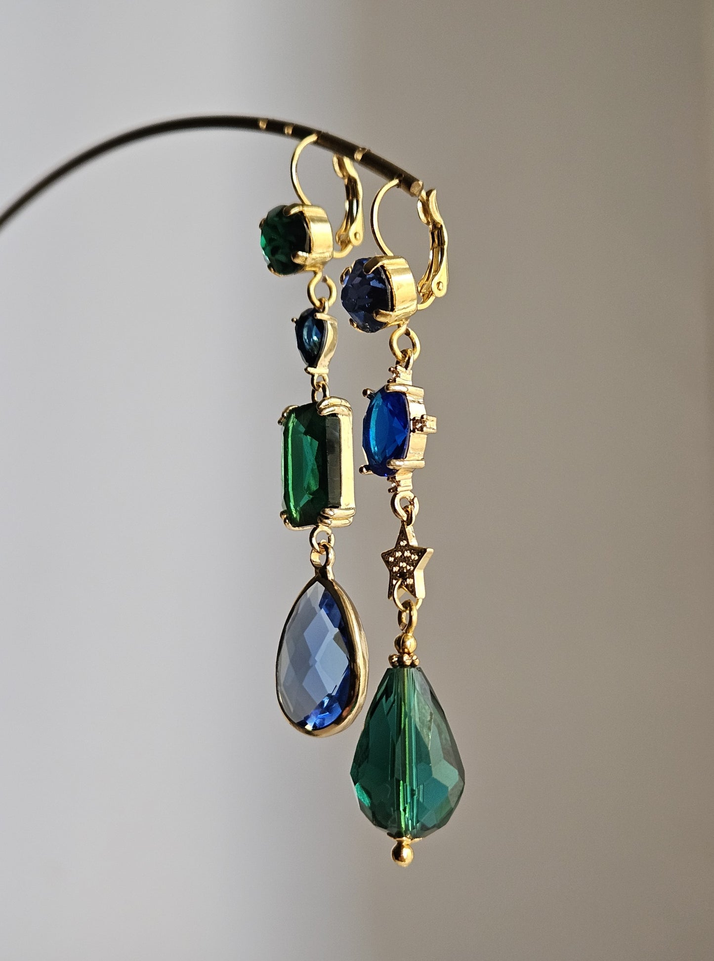 Orecchini strass smeraldo e blu