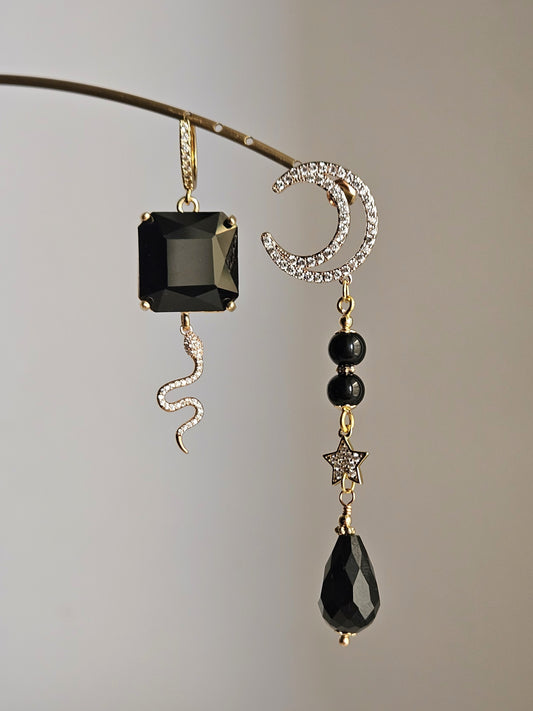 Orecchini nero luna e snake