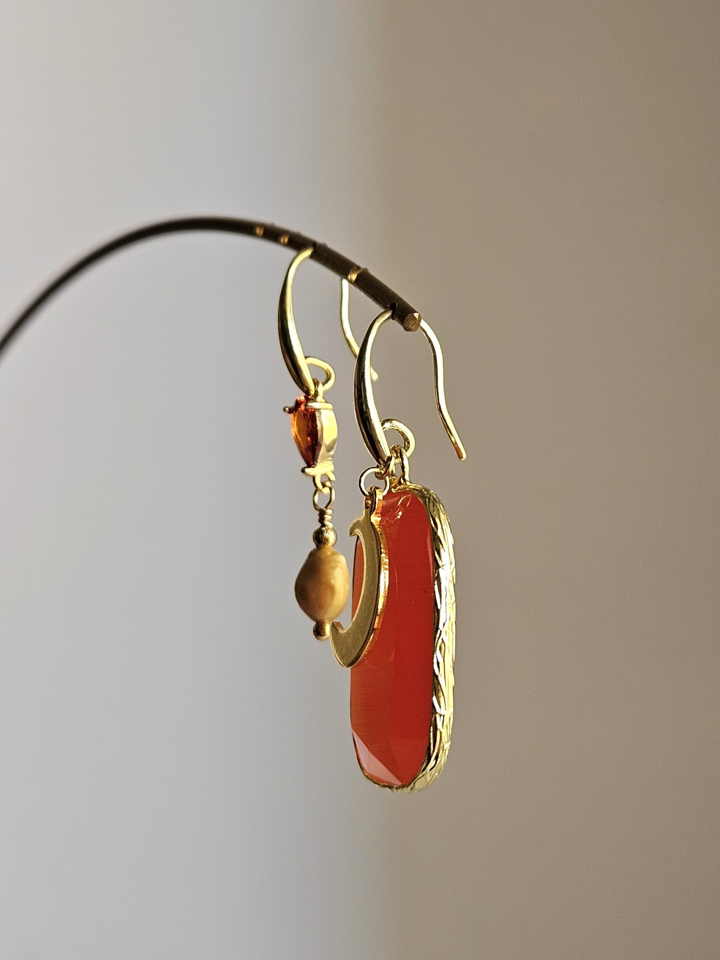 Orecchini tangerine luna e perlina