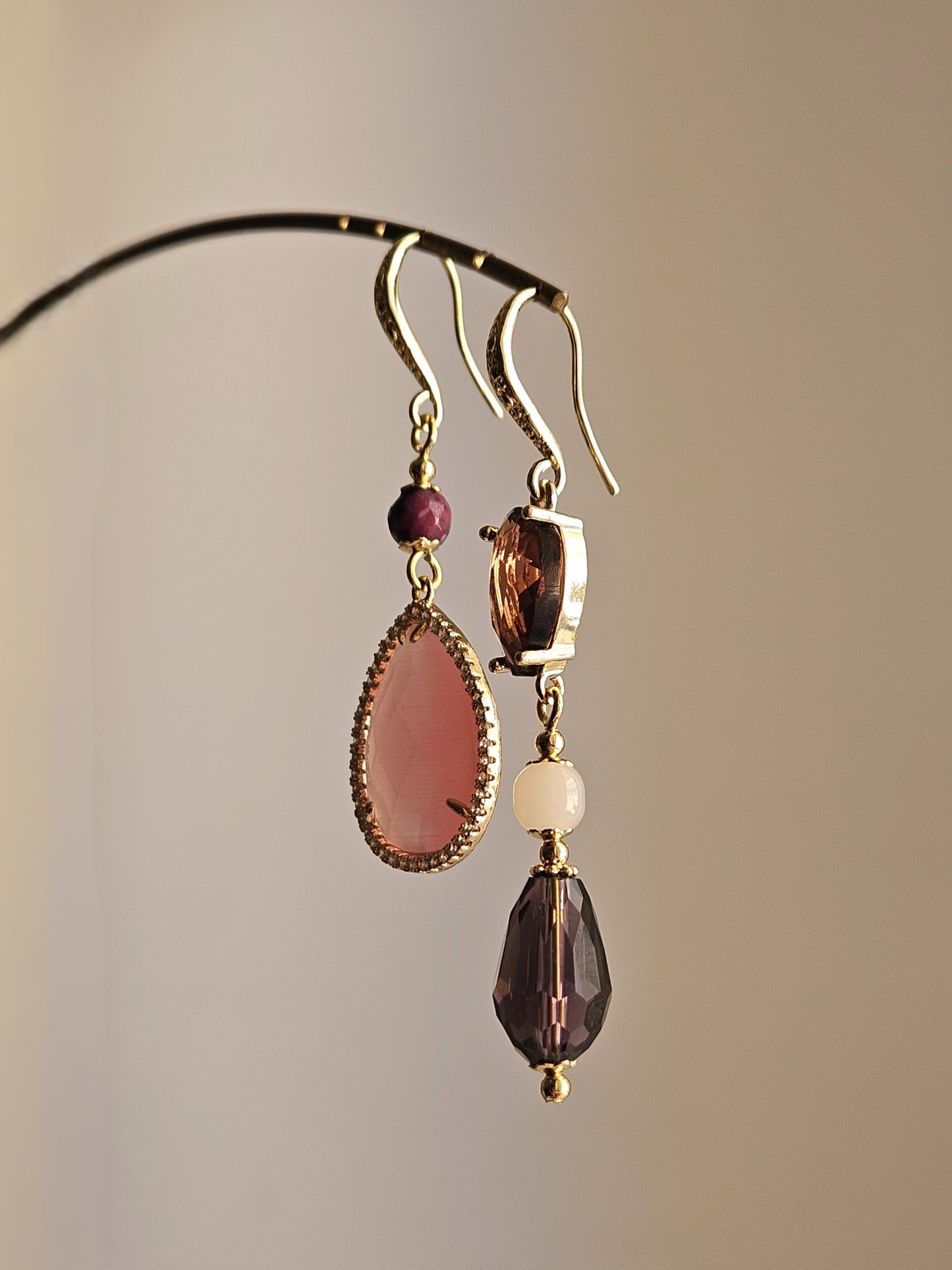 Orecchini gocce strass peonia e vino