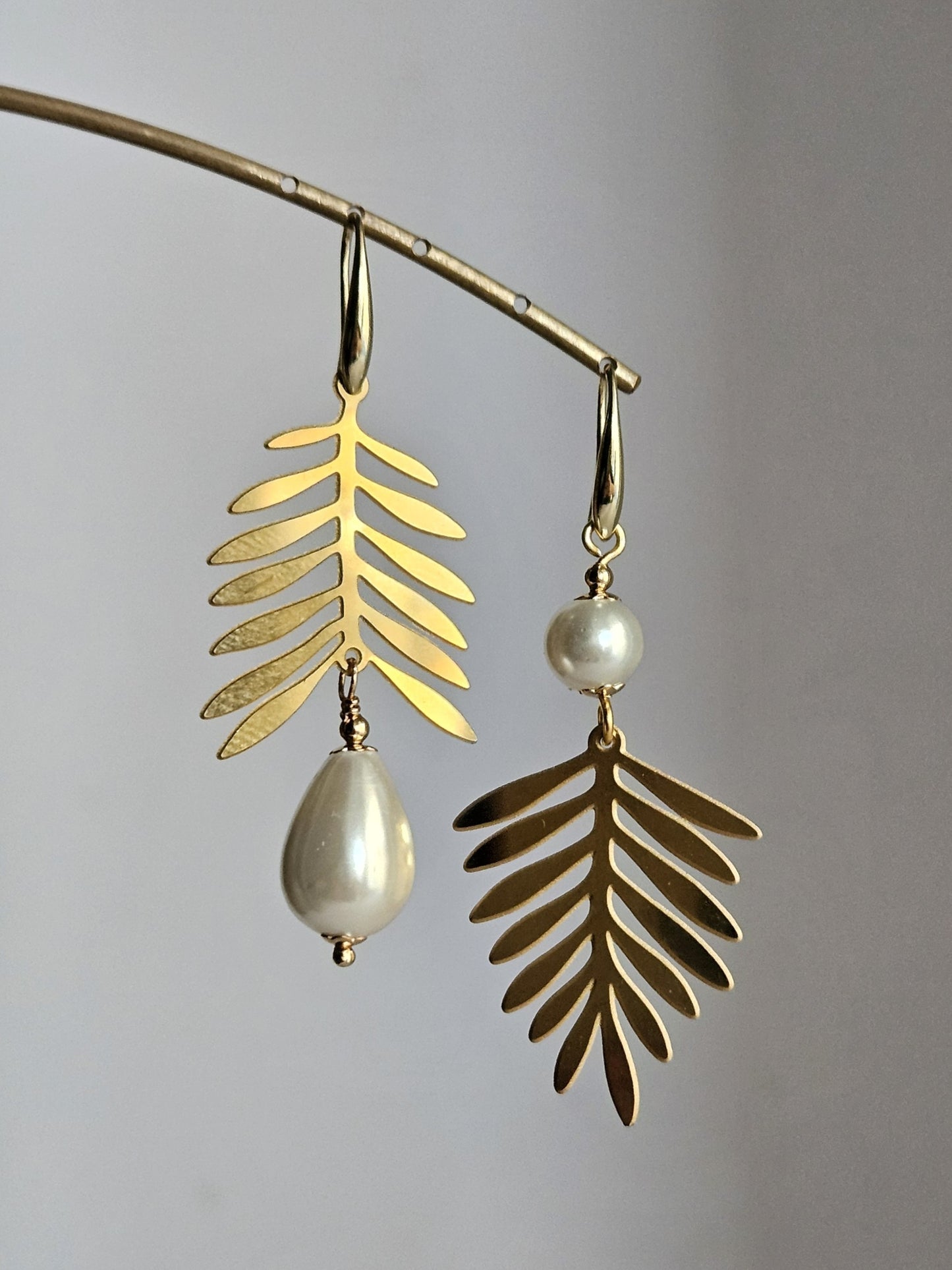 Orecchini felce e perla - Contemporanea -