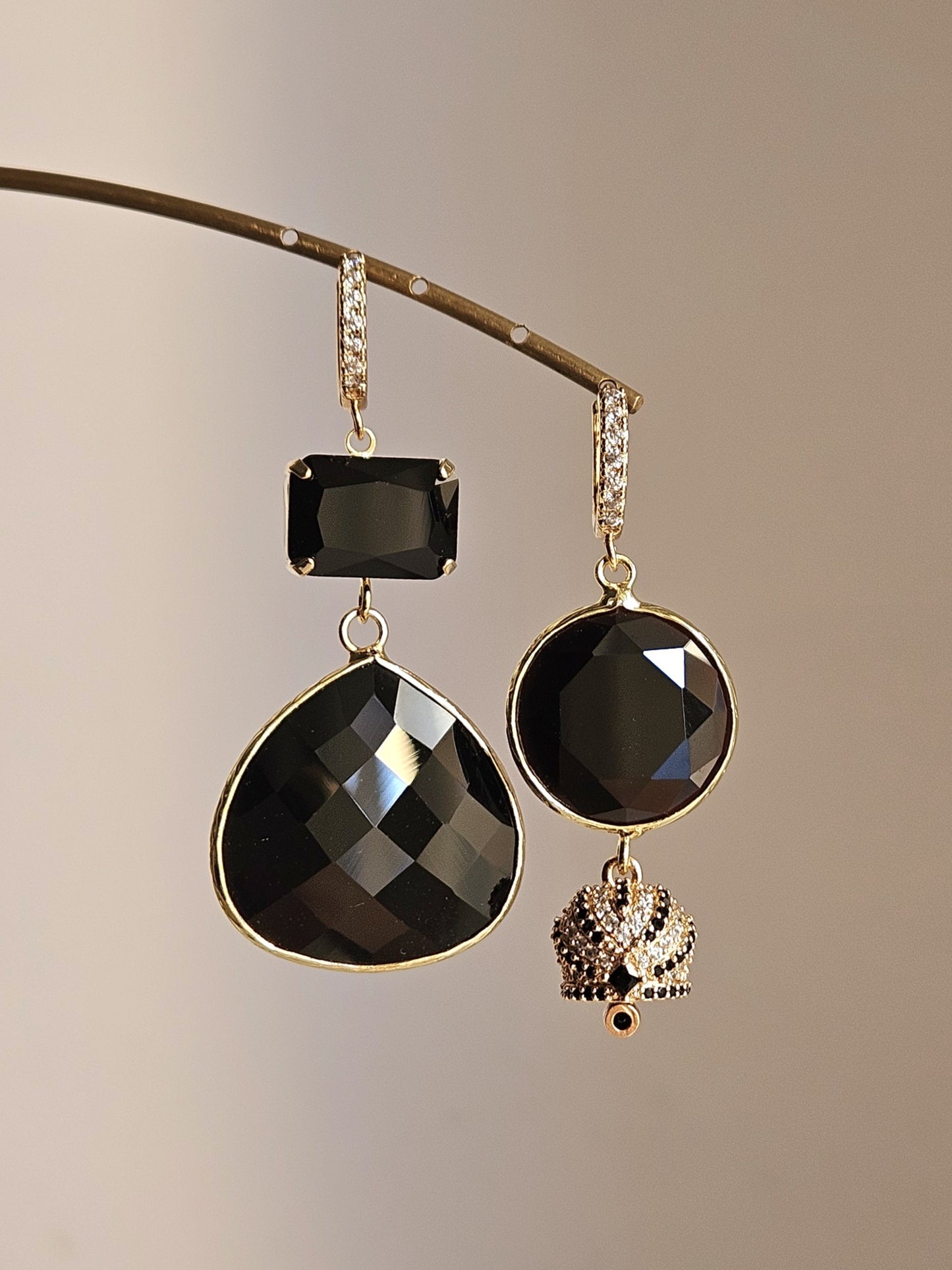 Orecchini nero e bell