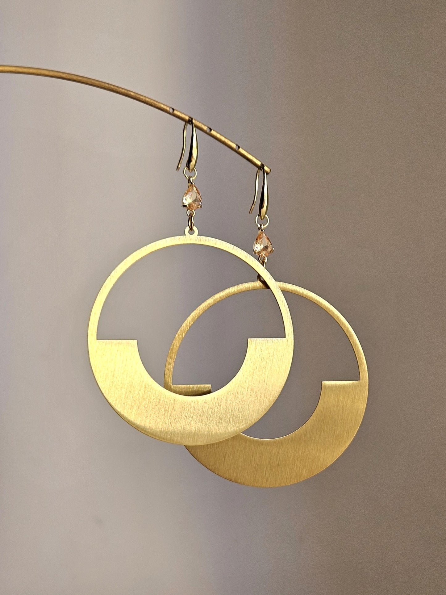 Orecchini eclissi e goccia strass - Contemporanea -