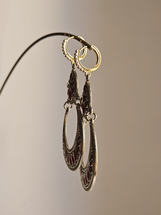 Orecchini goccia berbera e bordeaux