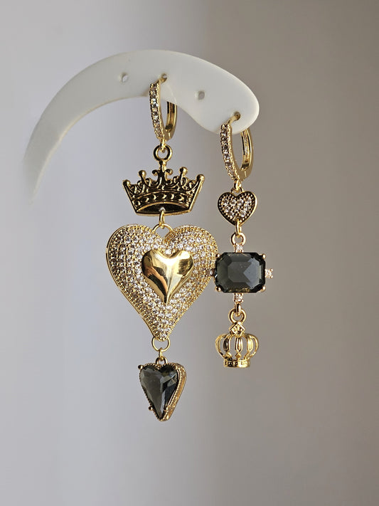 Orecchini cuori strass corone e fumo
