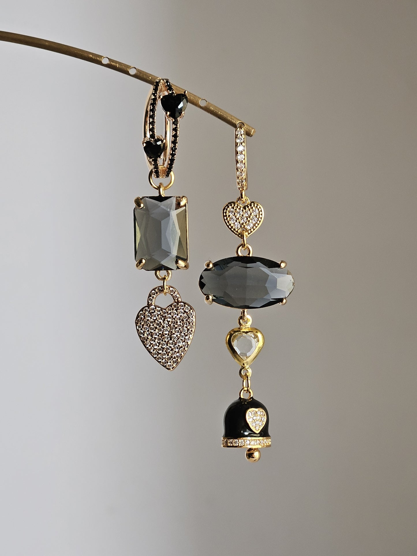 Orecchini cuori fumo nero e bell