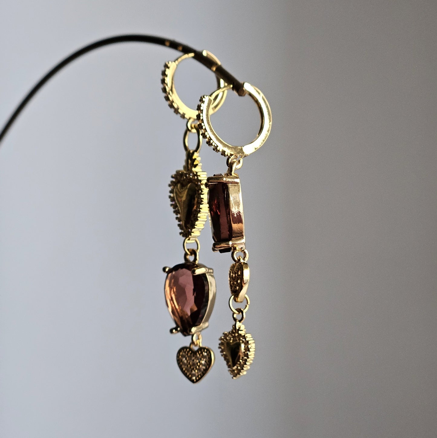 Orecchini cuore sacro strass e vino