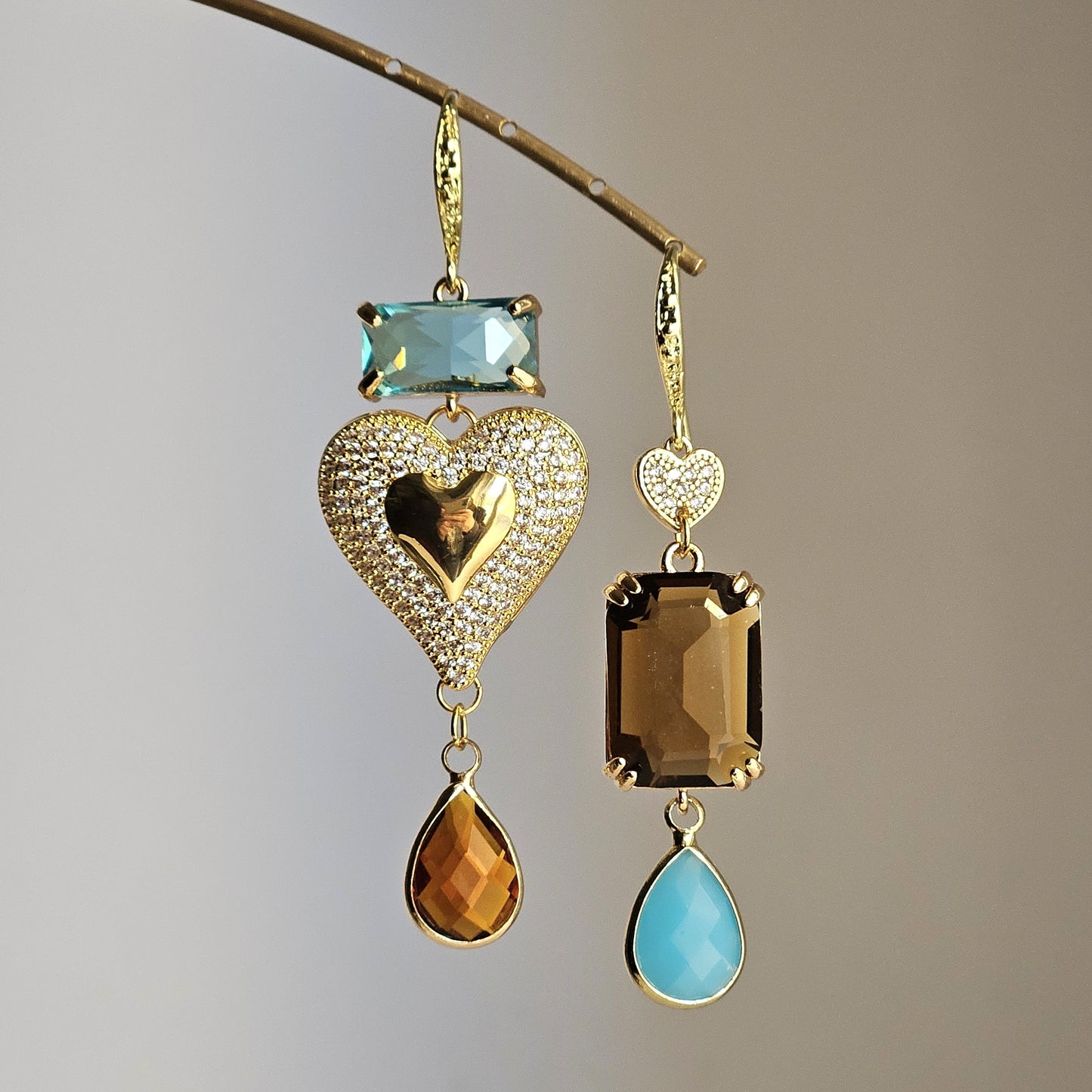 Orecchini cuore grande strass e caramello