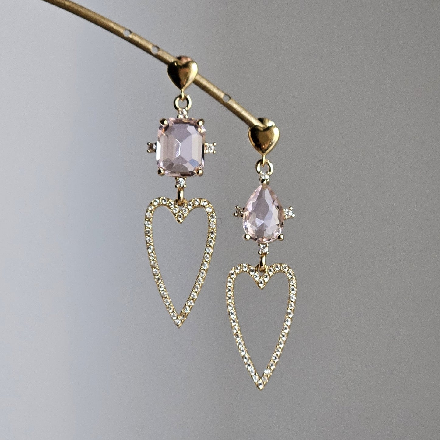 Orecchini cuore filo strass e rosa