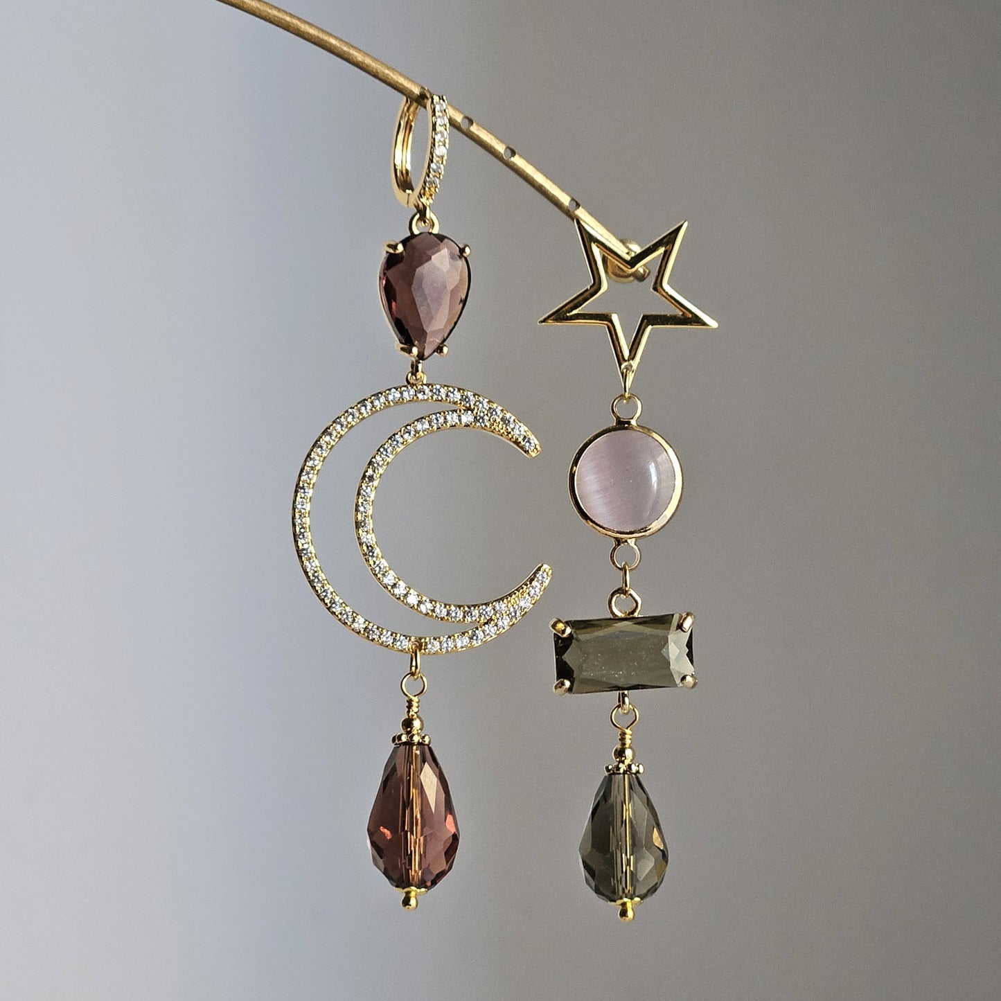 Orecchini fango vino e rosa polvere