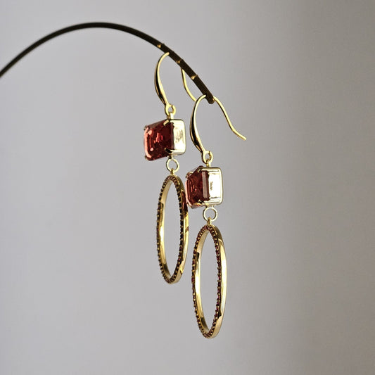 Orecchini cerchio magico e strass rubino