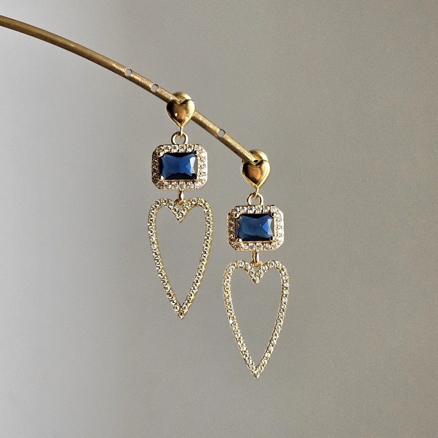 Orecchini cuore filo strass e blu