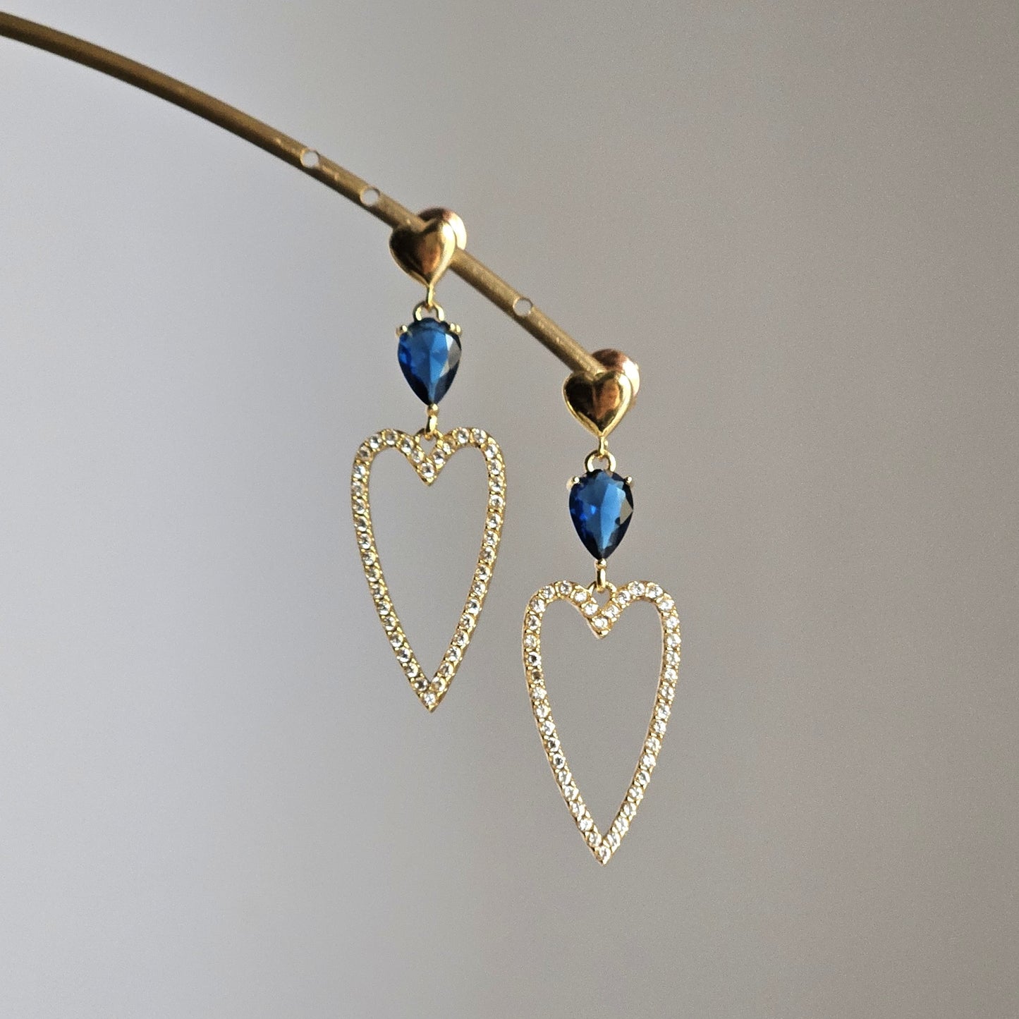 Orecchini cuore filo strass e gocce blu