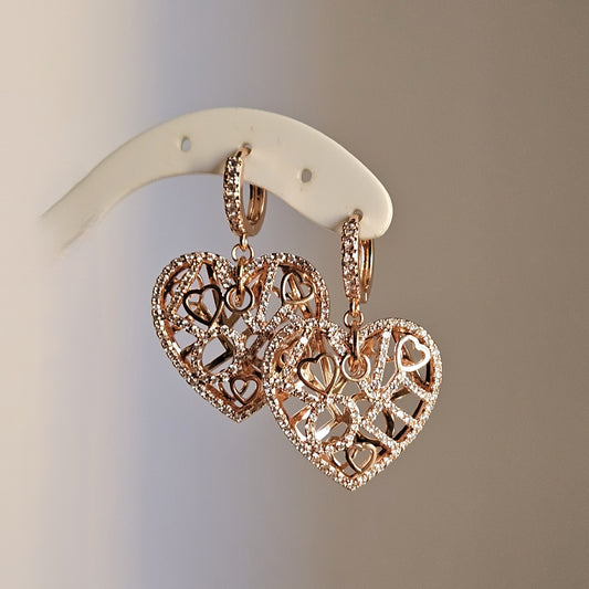 Orecchini cuore LOVE strass