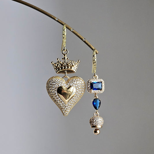 Orecchini cuore grande strass corona e bell