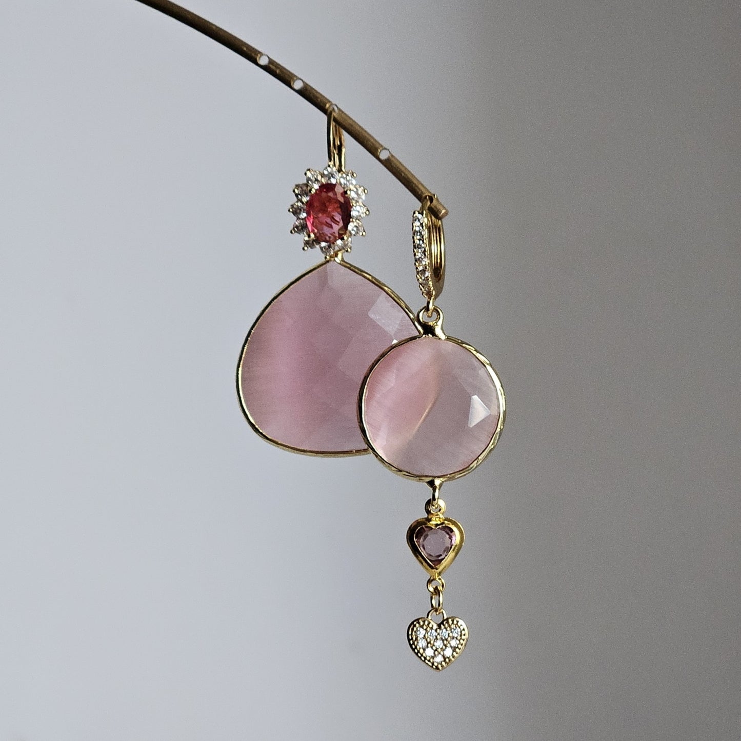 Orecchini pietra rosa e strass amaranto