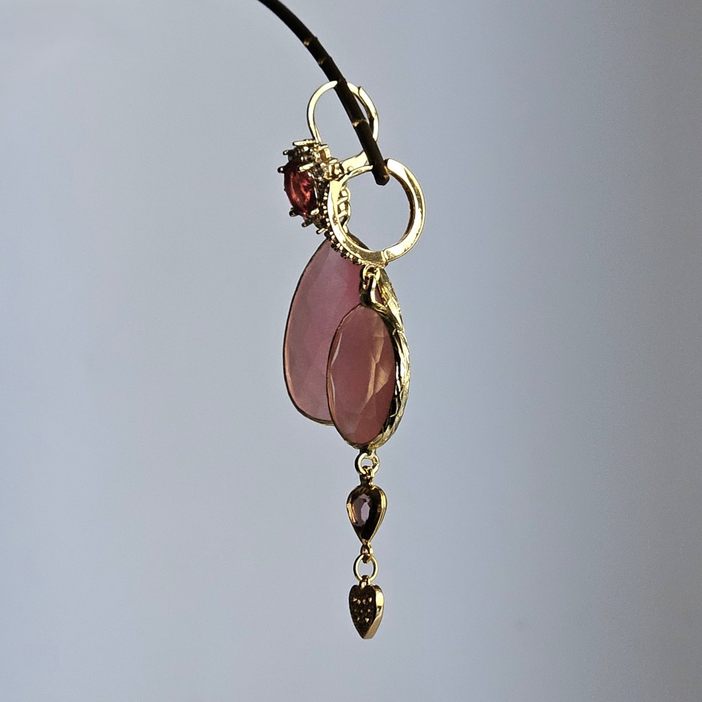 Orecchini pietra rosa e strass amaranto