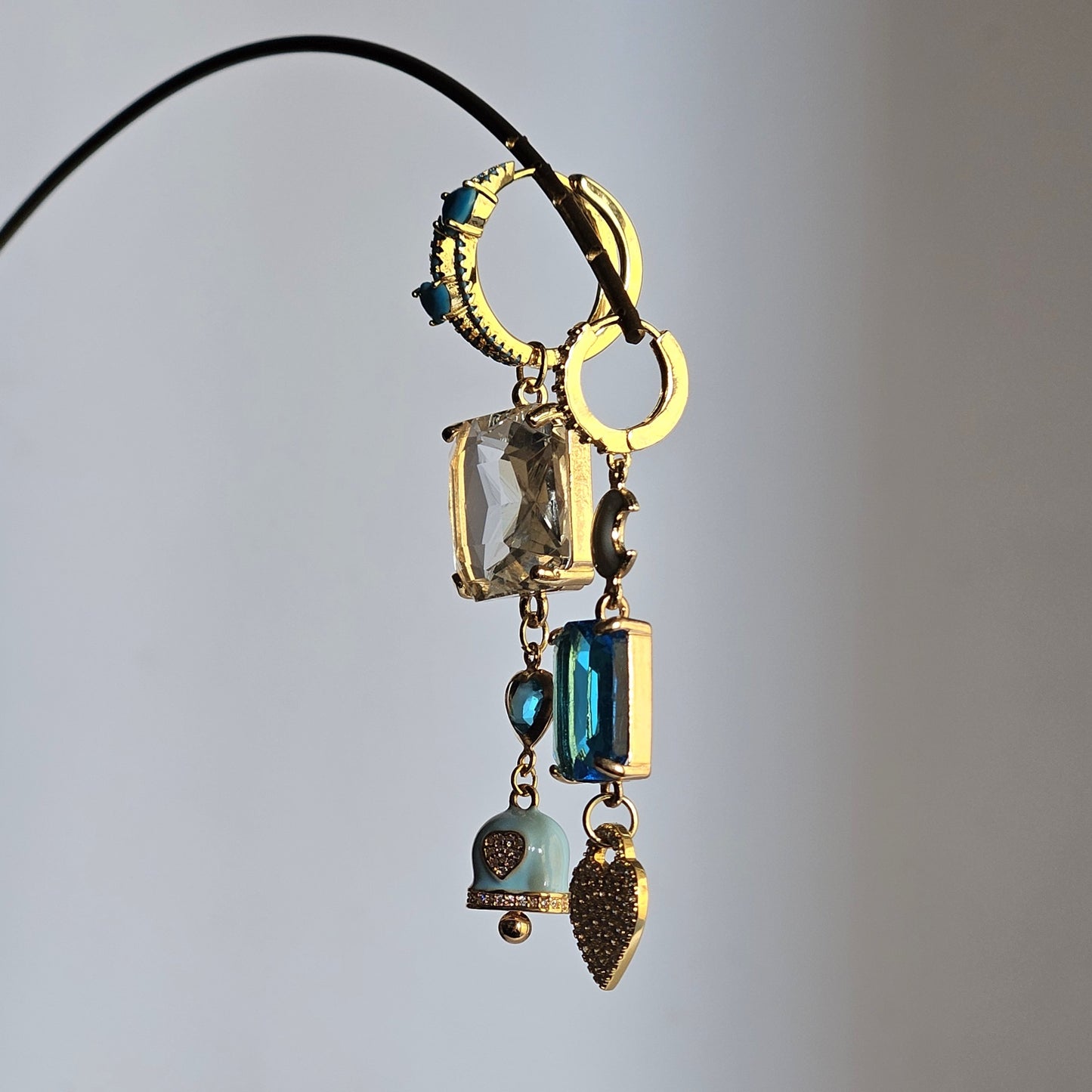 Orecchini strass turchese cuori e bell
