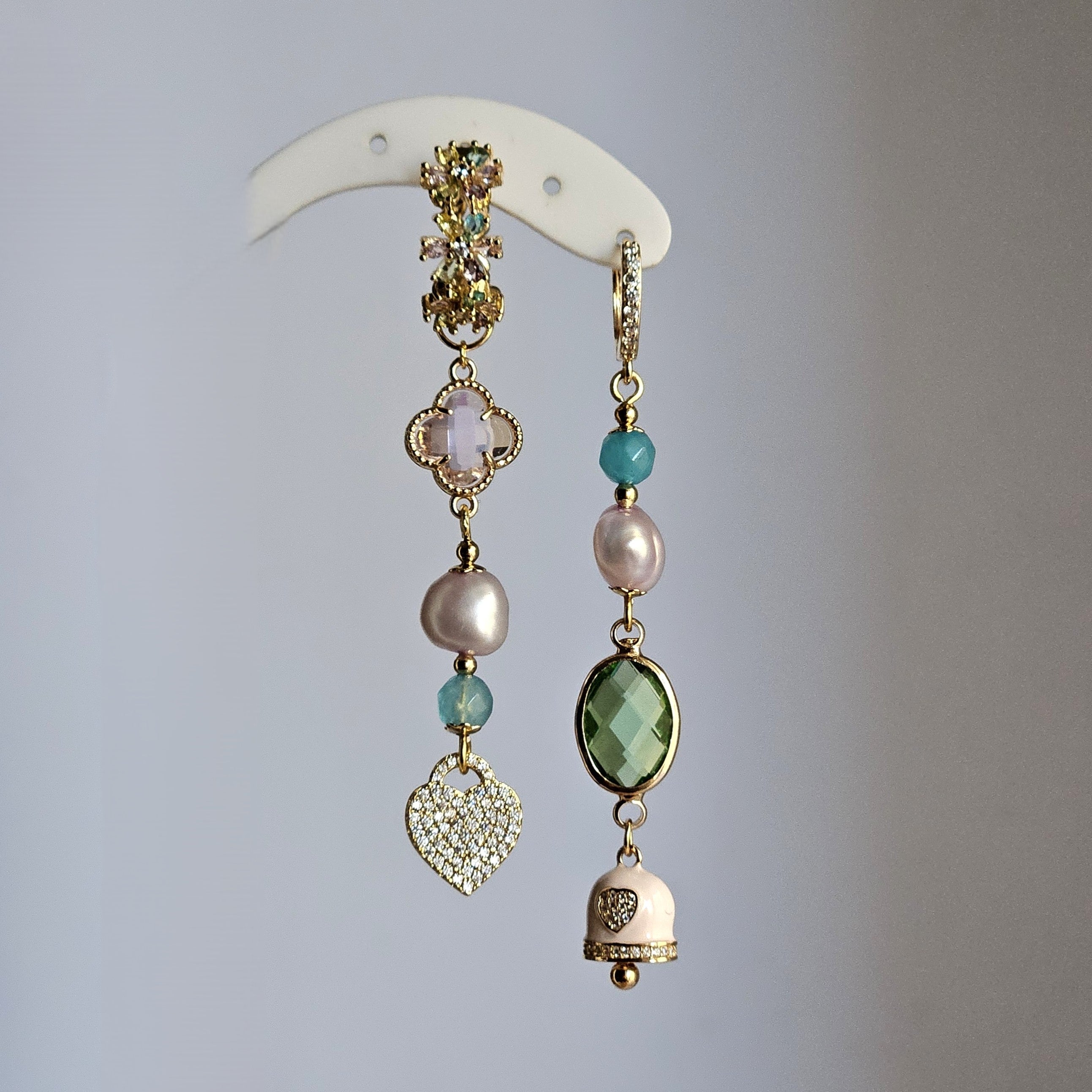 Orecchini Zehra fiori strass e bell