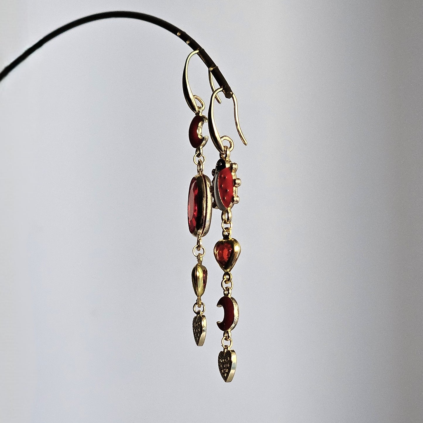 Orecchini rosso di cuore e coccinella