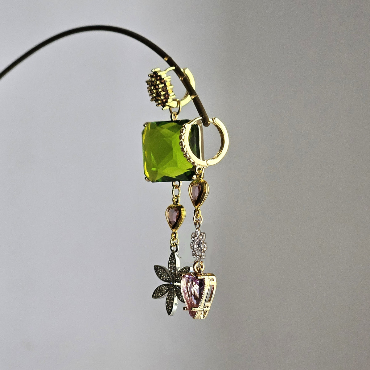 Orecchini glicine verde e ghiaccio