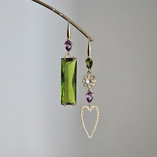 Orecchini kiwi viola margherita e cuore strass