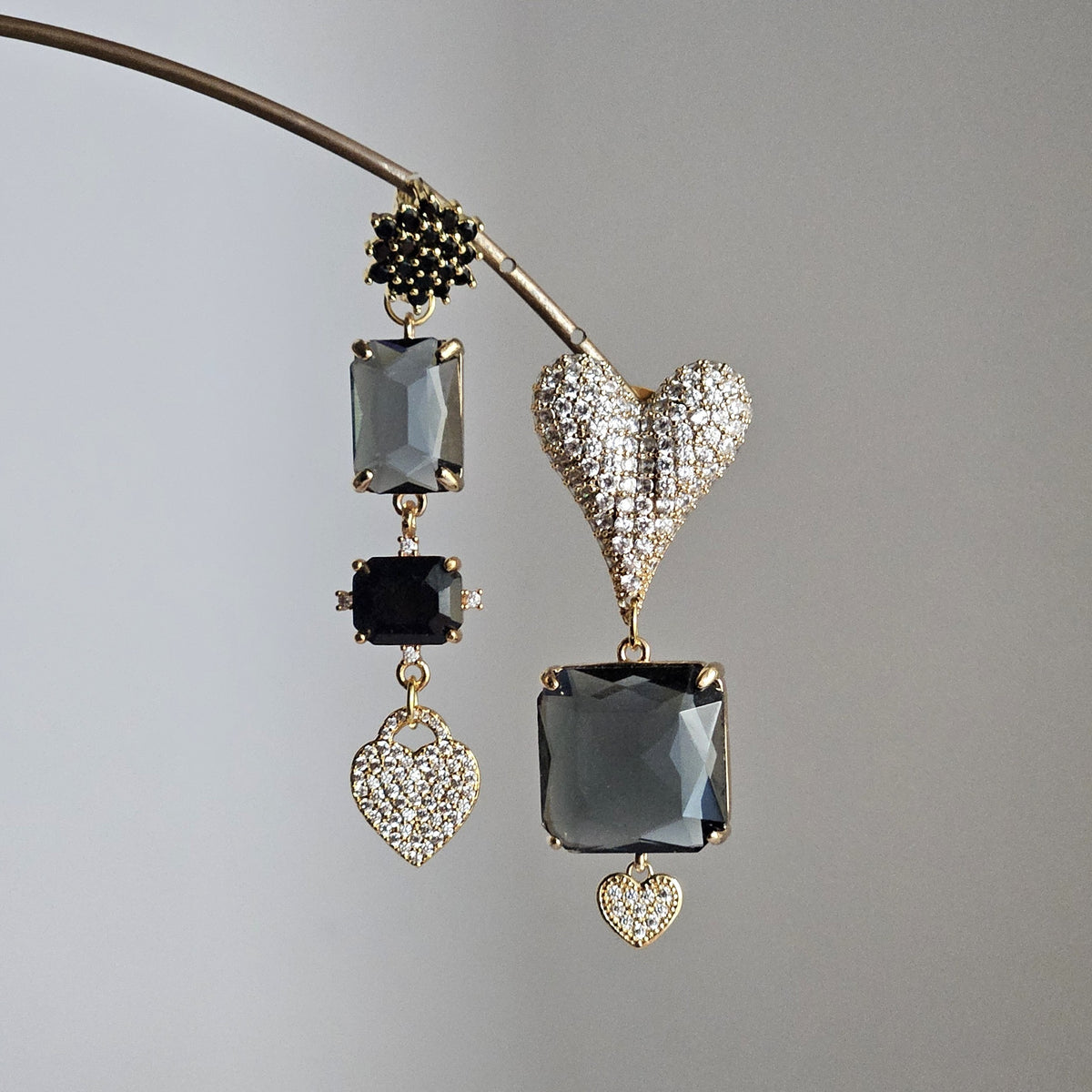 Orecchini Tre Cuori e uno strass