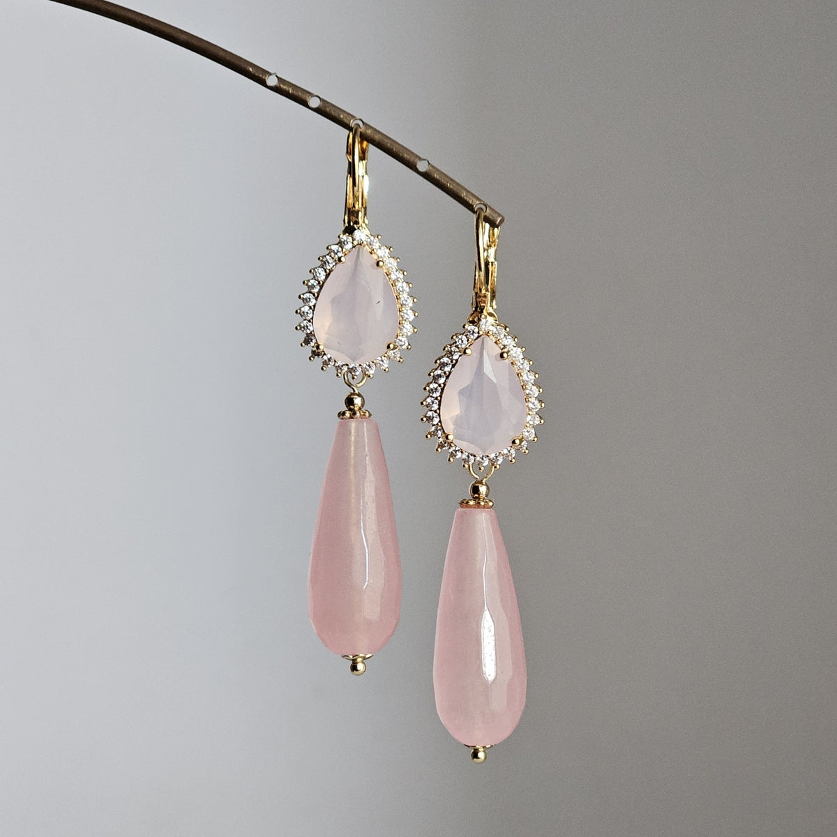 Orecchini Goccia a Goccia rosa cipria