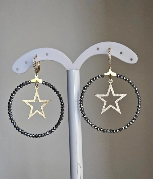 Orecchini cerchi e stelle