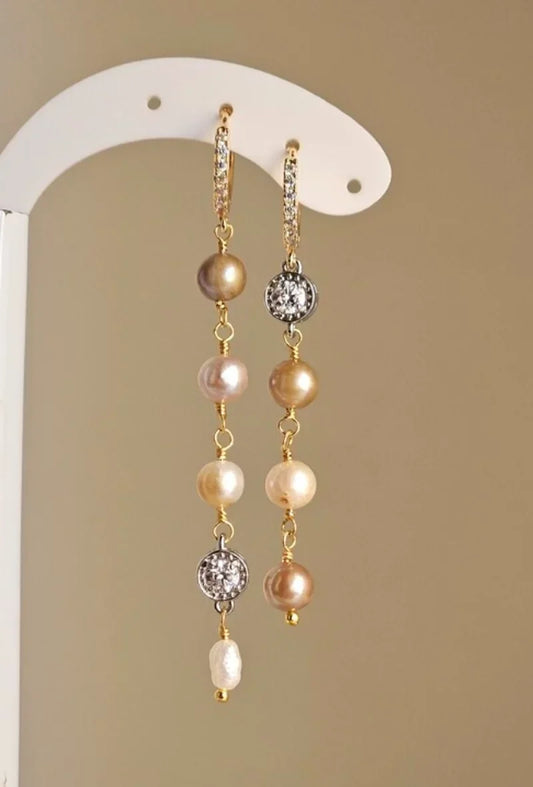 Orecchini perle scaramazze e strass