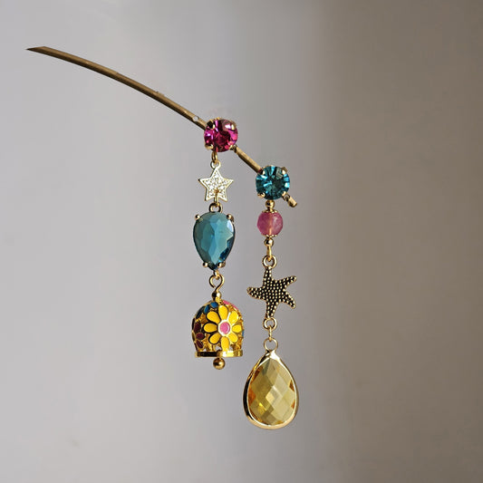 Orecchini Zehra multi-color stelle e bell -a perno-