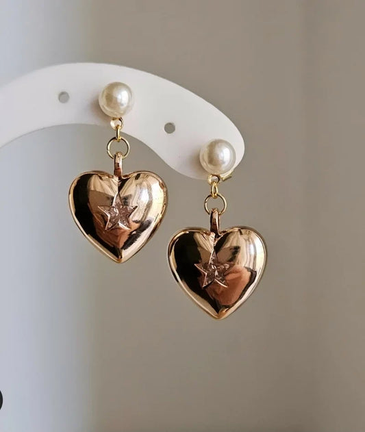 Orecchini con Cuore Bombato e Stellina